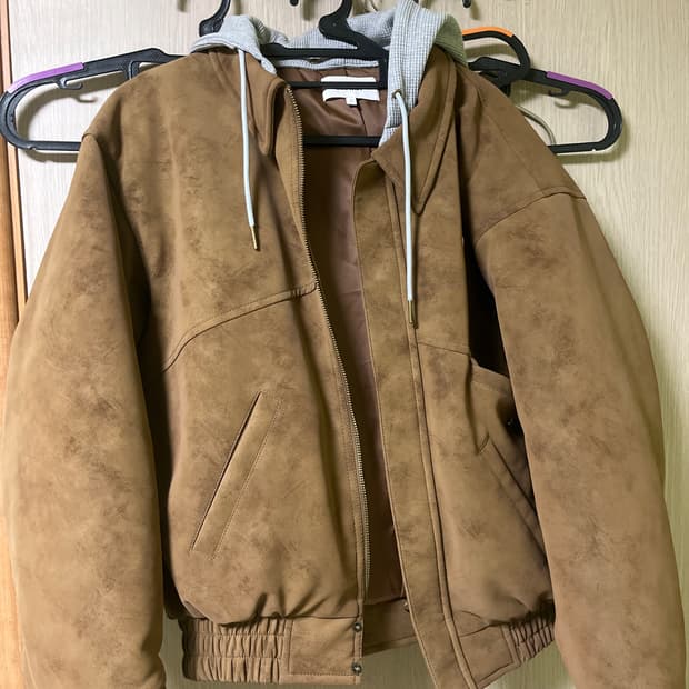 글로니 Urban suede jumper 브라운