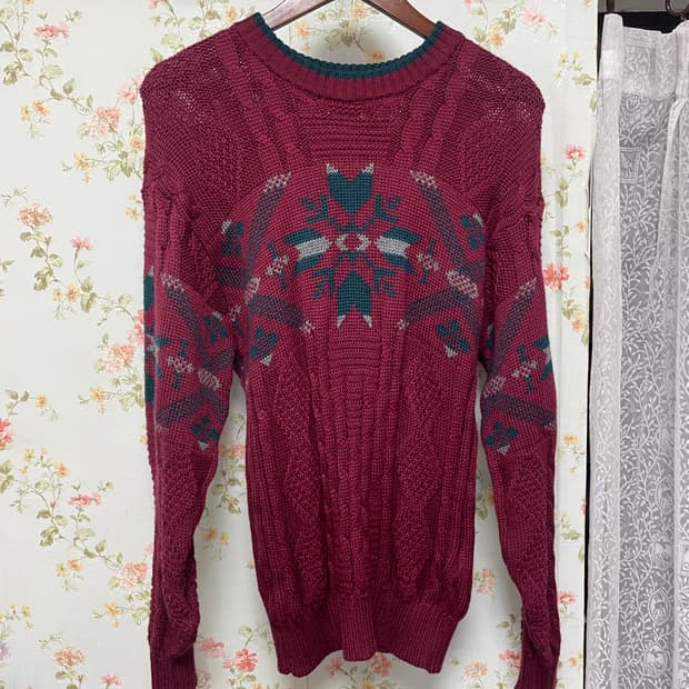 노르딕패턴 와인 니트