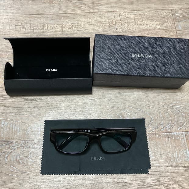 프라다 안경