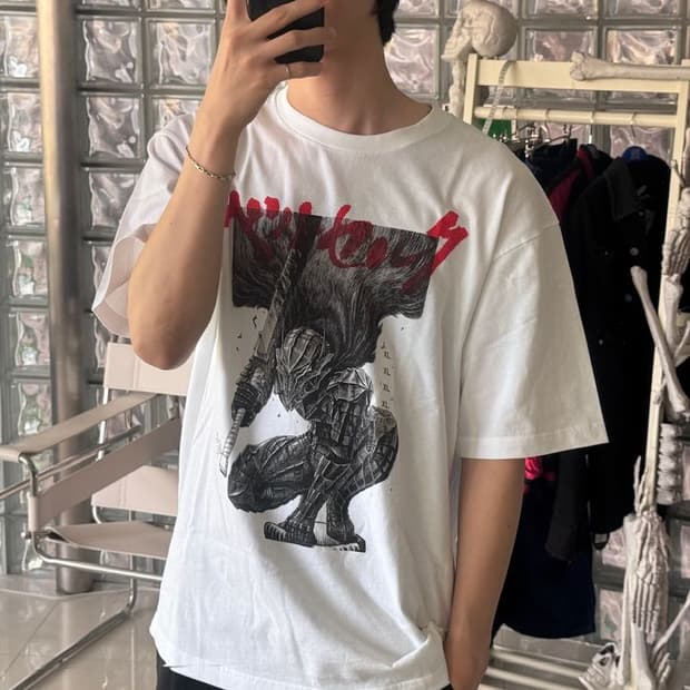 BERSERK PRINT TEE 베르세르크 프린트 티셔츠