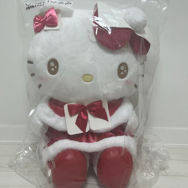헬로키티 2025년 11월 쿠지 1등상 인형