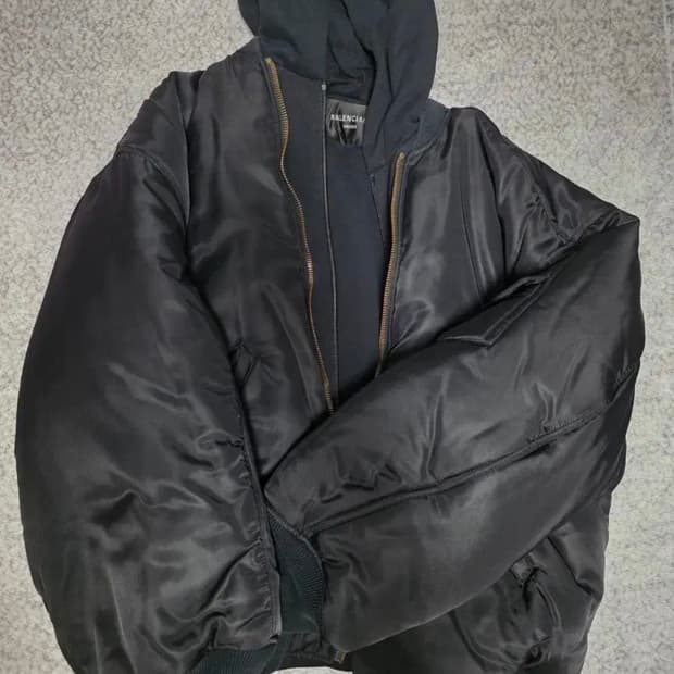 발렌시아가 파리 올인봄버(1)