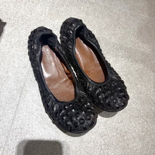 lanvin 스터드 플랫슈즈
