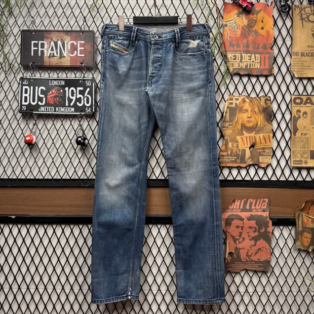 00s 디젤 인더스트리 데님 팬츠 후면 레더 집업 포켓 포인트 중청