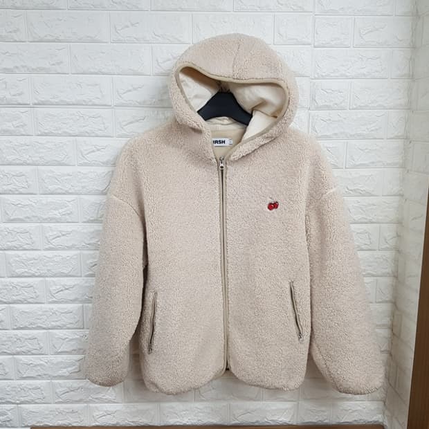 키르시 양털 후드집업 점퍼 1사이즈(오버핏 여성66 후리스)