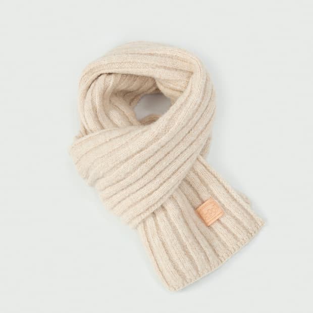 sinoon HAIRY COZY MUFFLER (LIGHT BEIGE)
