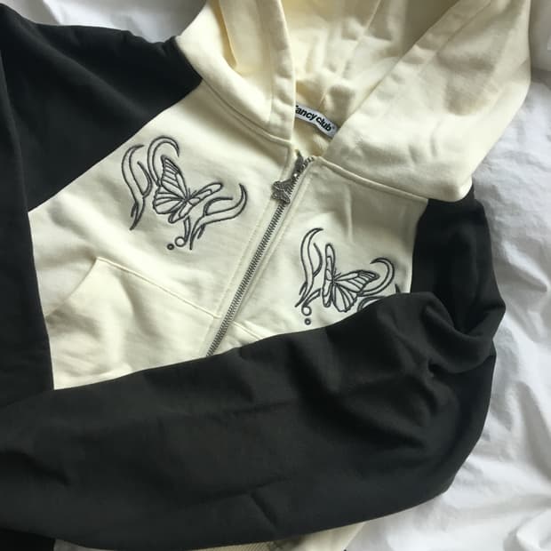 네스티 팬시 클럽 크롭 후드집업