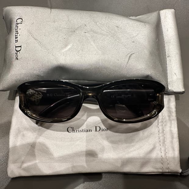 디올 선글라스