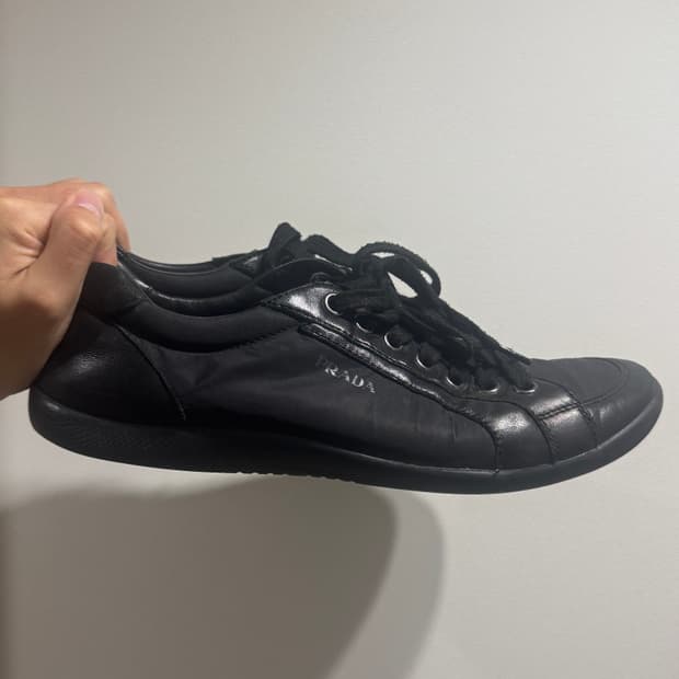 프라다 스니커즈 265 중고