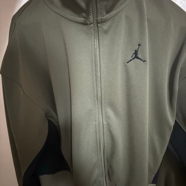 나이키 조던 트랙 자켓