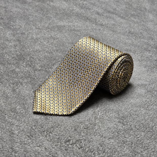 넥타이(입생로랑) n210