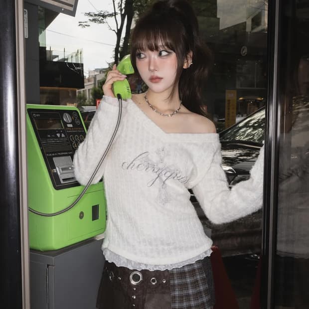 새상품) 체리퀴리 cross starlight 니트 아이보리