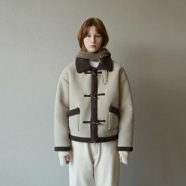 스웨이드 숏 더플 무스탕 점퍼 Ivory