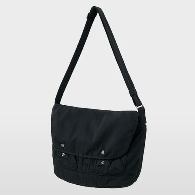 [새상품] 인사일런스 워시드 코튼 메신저백 BLACK