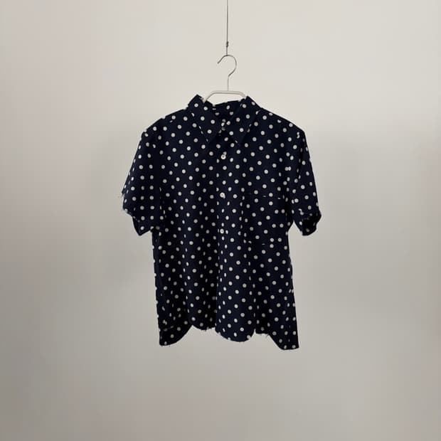 Scalloped Hem Dot Blouse