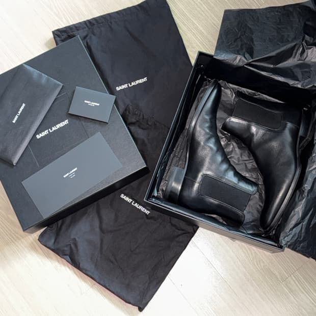 생로랑 와이어트30 42