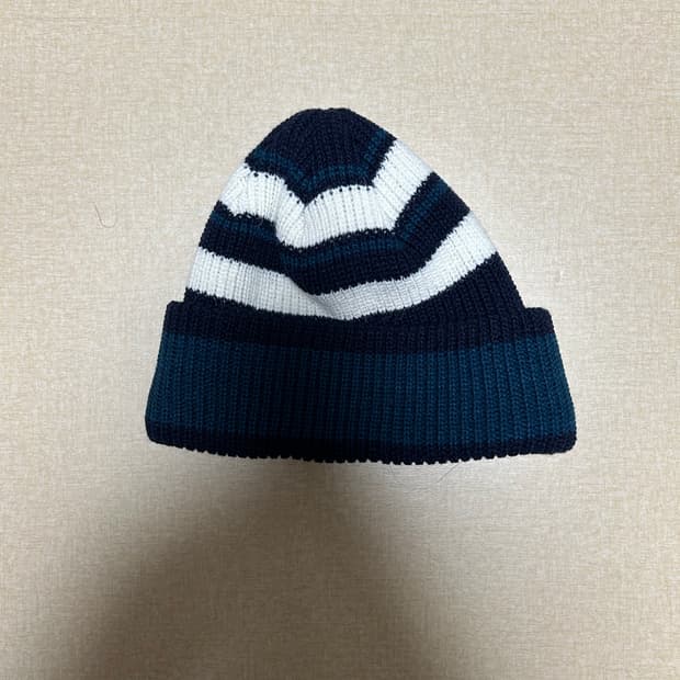 무신사 브랜드 비니 판매합니다