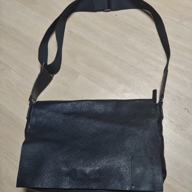 캘빈 클라인 전체 가죽 메일백