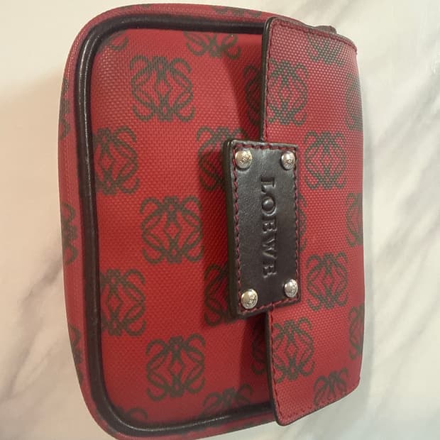 로에베허리벨트백