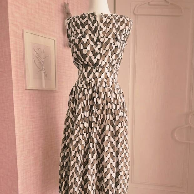 조셉 유니크한 하트 패턴 셔츠 롱 원피스