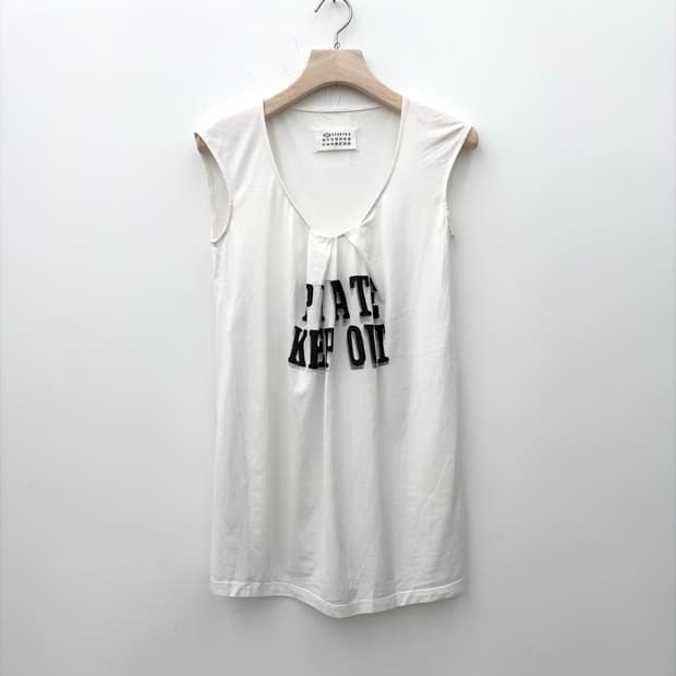 LINE 1 FOLDED SLEEVELESS