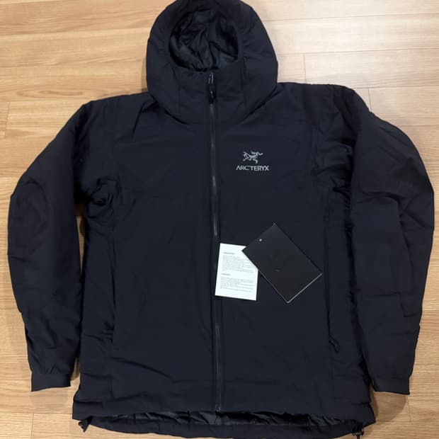 [M] 아크테릭스 아톰 AR 블랙