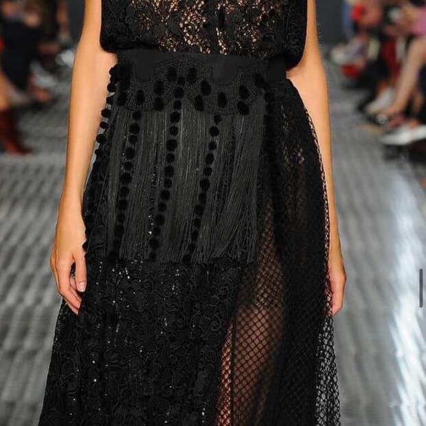 N21 2017 SS 런웨이 블랙 폼폼 장식 벨트