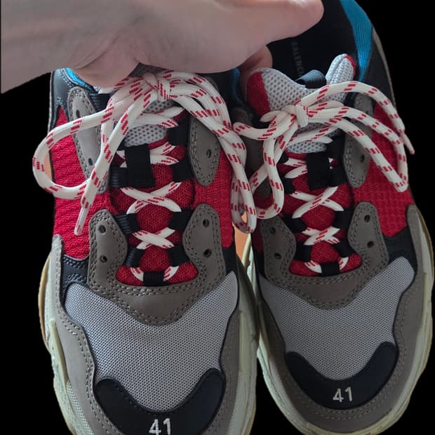 발렌시아가 트리플s 41사이즈