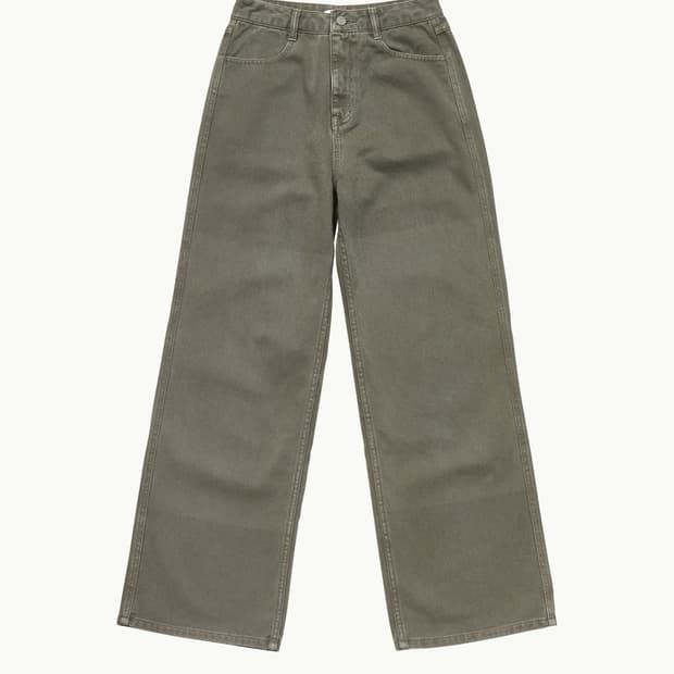 아모멘토 세미 와이드 부츠컷 데님