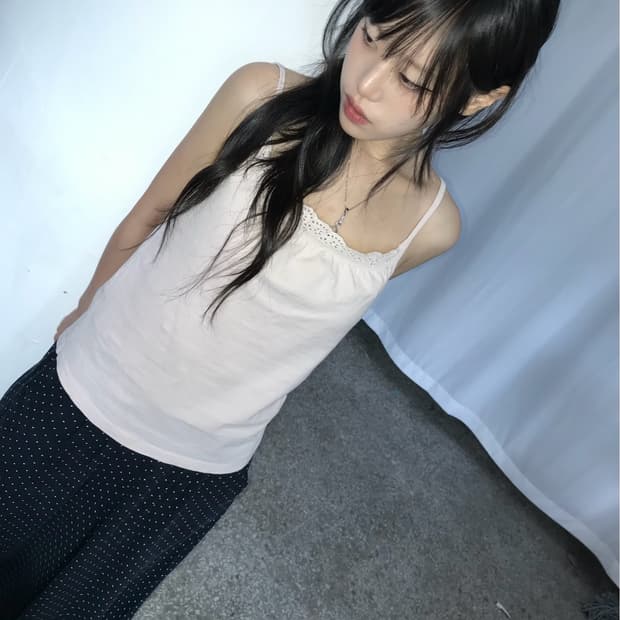  Michel Klein 딸기우유 레이스 슬리브리스