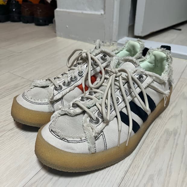 아디다스 송포더뮤트(SFTM)/캠퍼스80/275