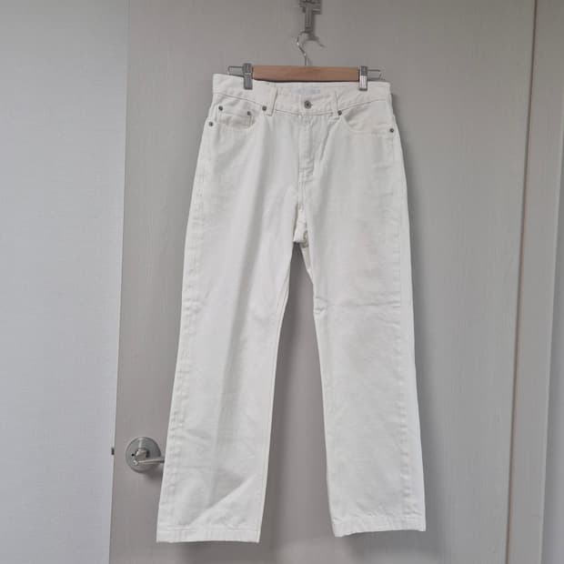 화이트 세미와이드 데님 30인치 (상태최상)