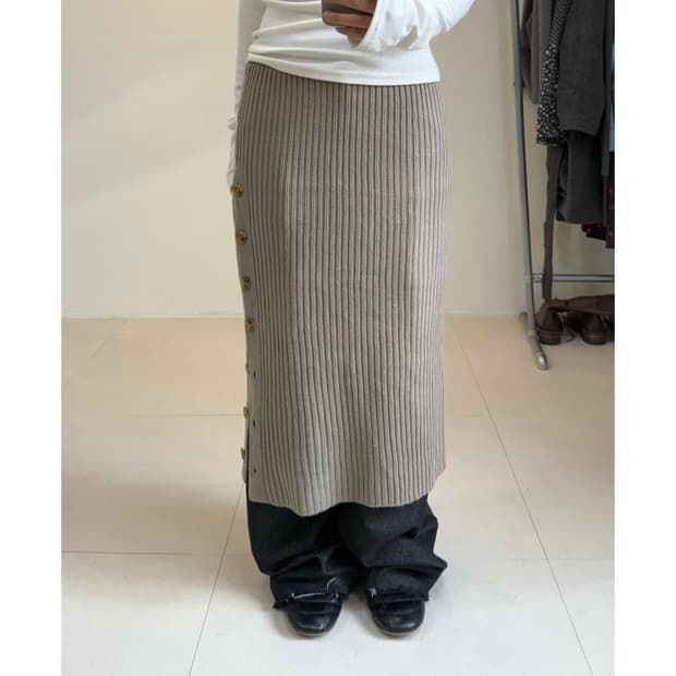 빈티지 버튼 스커트