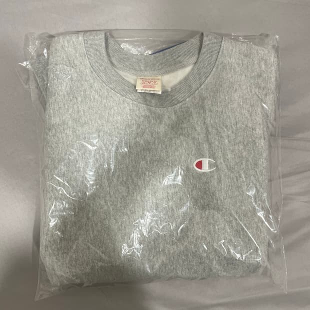 [새상품] 챔피온 리버스위브 맨투맨 그레이 / M