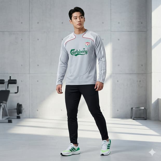 아디다스 리버풀 FC 트레이닝 스웨트 셔츠