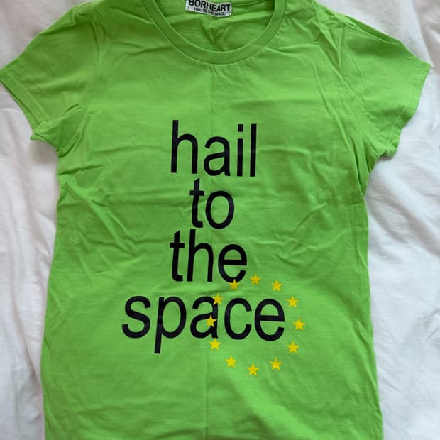 Borheart hail to the space 반팔
