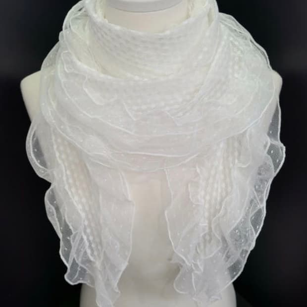 샵페어리 도트 머플러 