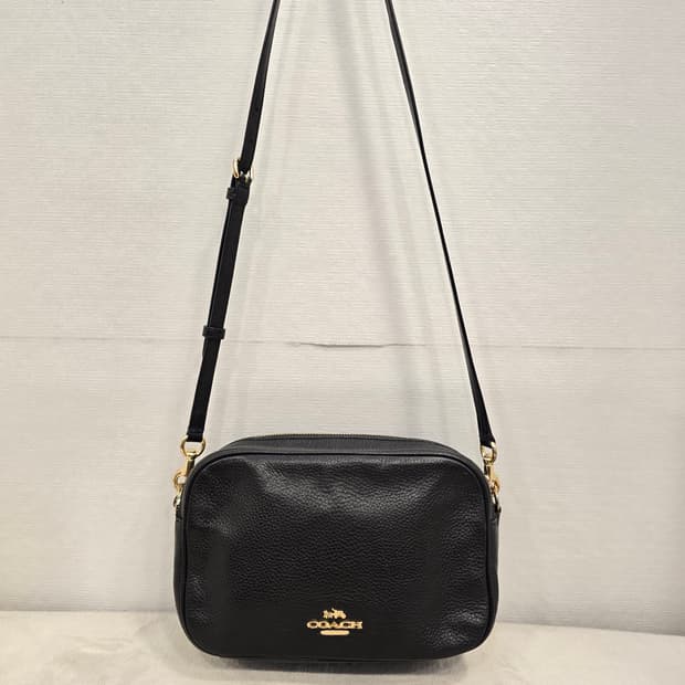 코치 제스 블랙 가죽 크로스백 가방