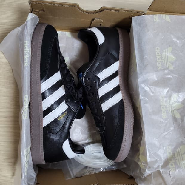 아디다스 삼바 og 블랙 화이트 새상품