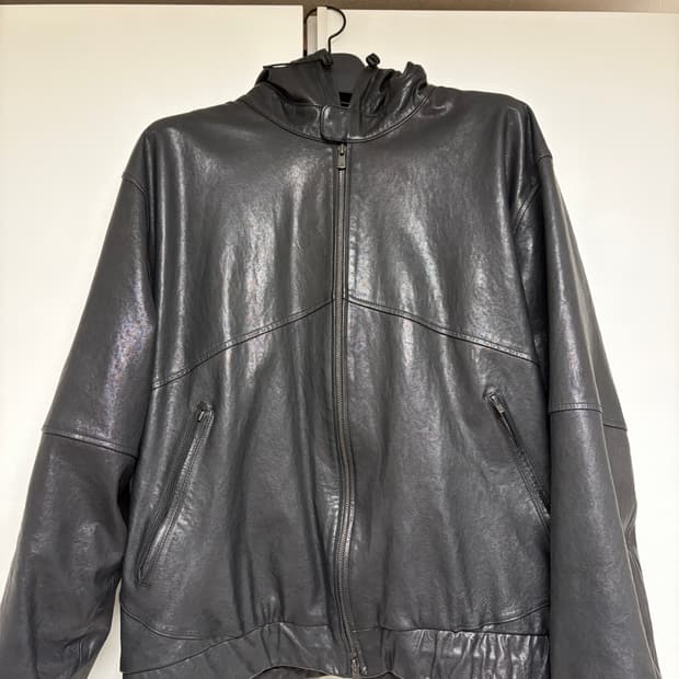 [3] 해칭룸 램스킨 레더 후드 블랙