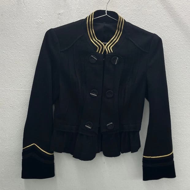 골드 트리밍 나폴레옹 자켓