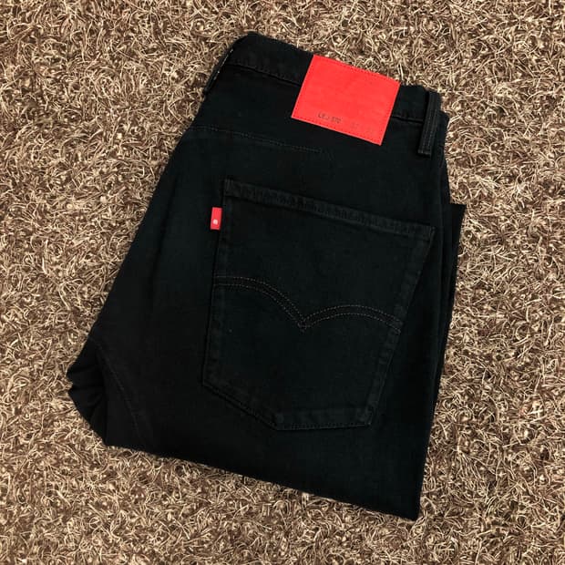 리바이스 엔지니어드진 LEJ 570 블랙 데님 팬츠