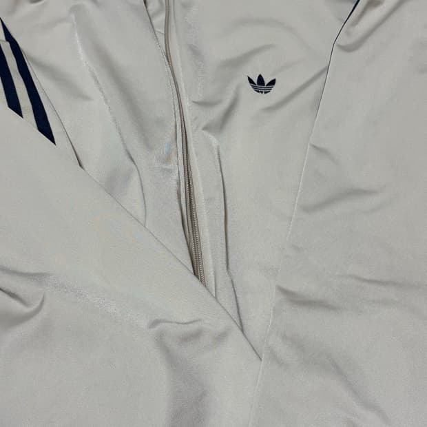 아디다스 베켄바우어 트랙탑 블리스