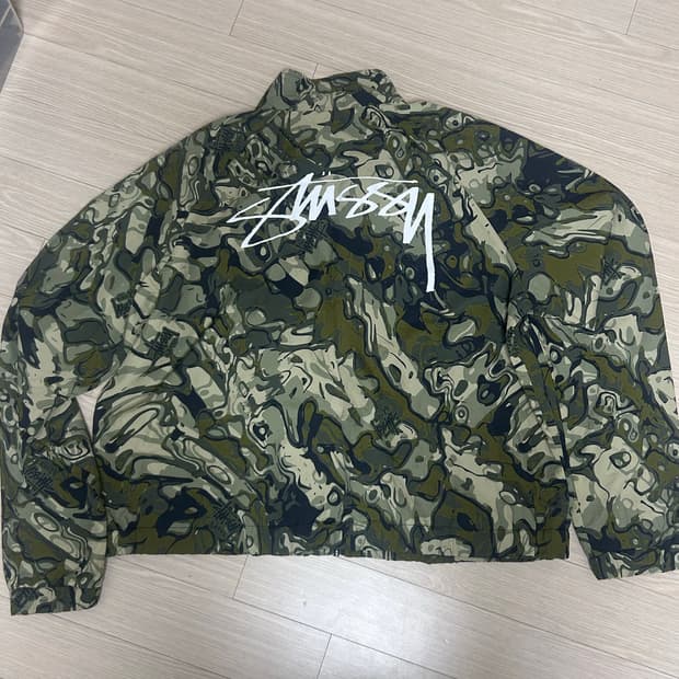 STUSSY AUS CAMO JACKET