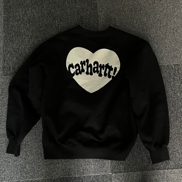 칼하트 윕 아모르 맨투맨