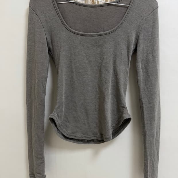  아워캐비넷 bella slim tee 