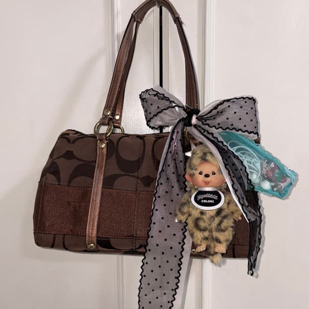 Coach glitter point shoulder bag