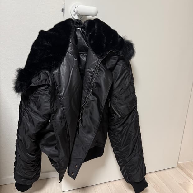 n2b 봄버 판매합니다