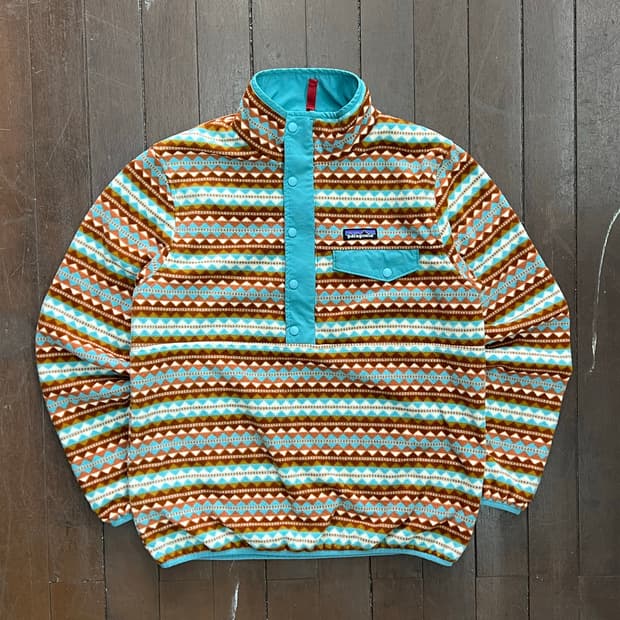 파타고니아 리버시블 신칠라 후리스