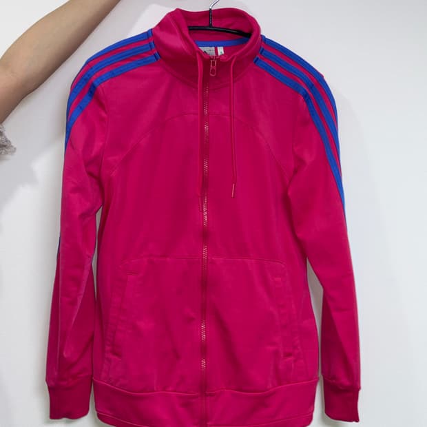 Vintage adidas magenta pink jersey